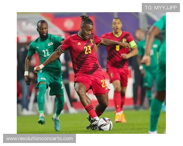 塔普索巴作为布基纳法索队长表现稳健,近期防守数据持续提升 塔普索巴作为布基纳法索队长表现稳健,近期防守数据持续提升