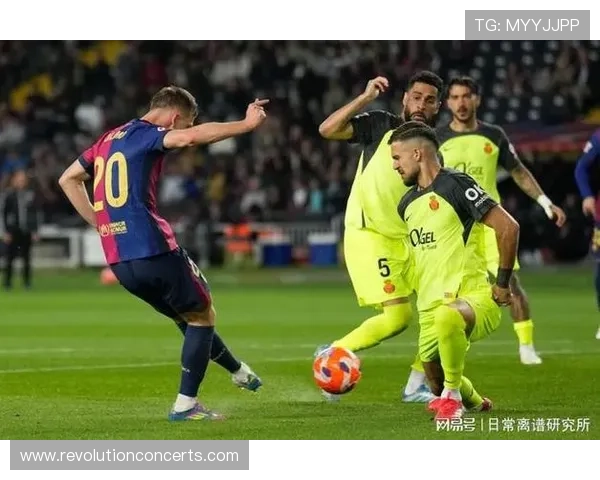 巴萨欧冠经验不足问题显现，年轻阵容稳定性面临考验