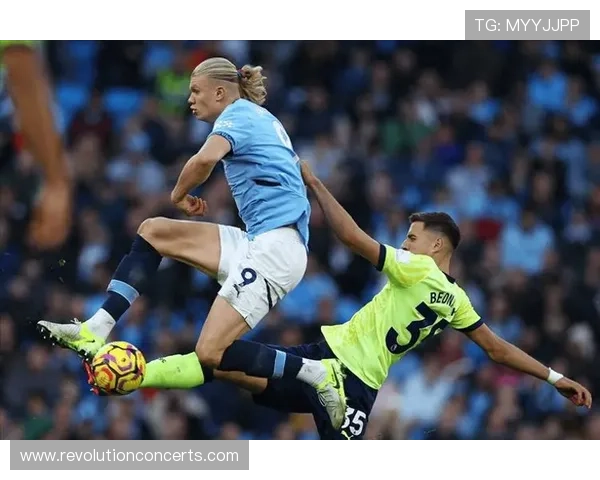 曼城哈兰德进攻效率提升,球队进攻单一性加剧,赛季表现稳定性面临考验 曼城哈兰德进攻效率提升,球队进攻单一性加剧,赛季表现稳定性面临考验