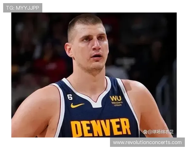 扬尼斯挡拆偏篮下终结 较约基奇射程更短