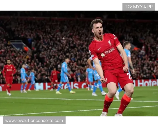 瓦伦西亚管理层决策争议，球队运营与竞技表现稳定性面临考验